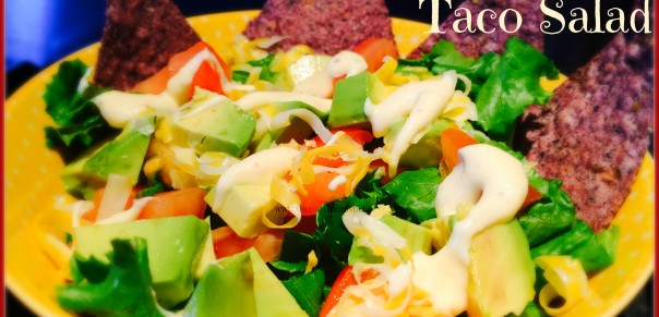 I want to eat this healthy taco salad every day! I also love the healthy Ranch dressing (vegan) recipe. Via @bcnutritionista