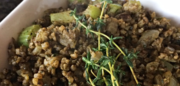 Delicious low carb, keto, and vegan cauliflower stuffing that does not taste like cauliflower! Via @bcnutritionista